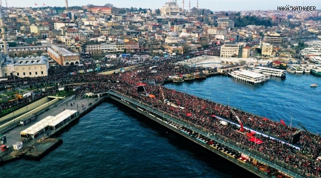 Stk larımızı yeni yılın ilk gününde bu duruşlarından dolayı tebrik ediyorum