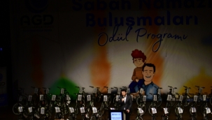 ANADOLU GENÇLİK DERNEĞİ GAZİOSMANPAŞA ŞUBESİ TARAFINDAN SABAH NAMAZI BULUŞMASI ÖDÜL TÖRENİ DÜZENLENDİ