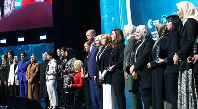 Cumhurbaşkanı Erdoğan: Güçlü ailenin en önemli şartı güçlü kadın