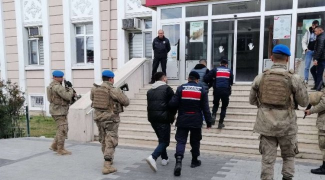 Edirne'de 14 terör örgütü üyesi sınırda yakalandı