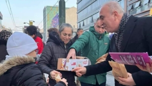 Epözdemirden Alkışlık Hareket İşe Gidenlere Kahvaltılık İkram Etti