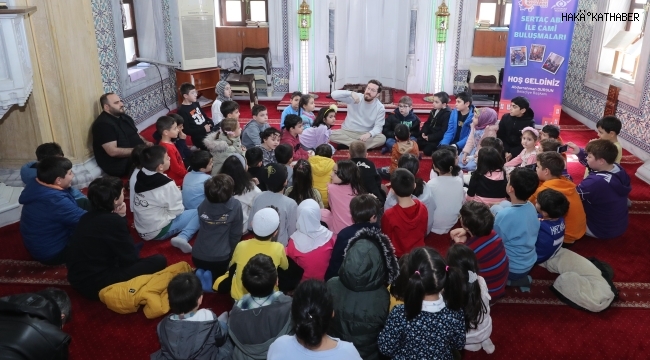 Sultangazili Çocuklar Sertaç Abi ile Cami Buluşmalarında Bir Arada