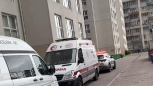 Esenyurt'ta eskortla para anlaşmazlığı kanlı bitti! Evi basan grupla kavga ederken yanlışlıkla kardeşini öldürdü