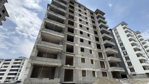 Elazığ'da inşaattan düşen işçi öldü