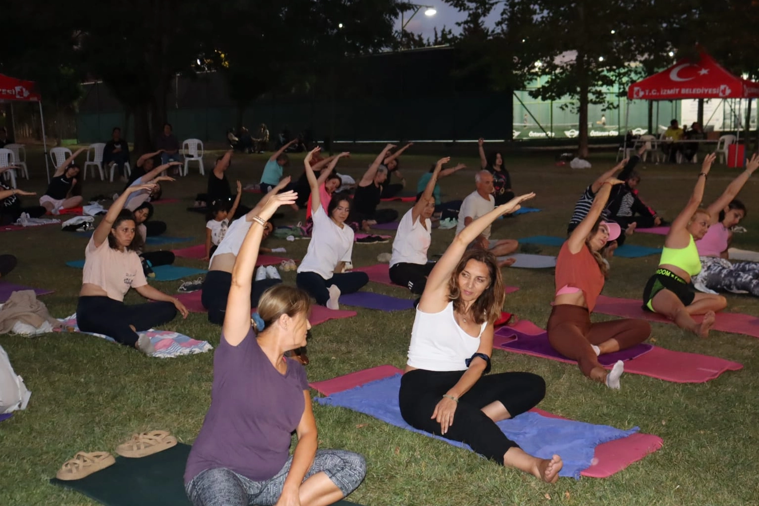 İzmit'te "Nefes Al İzmit" yoga etkinliği
