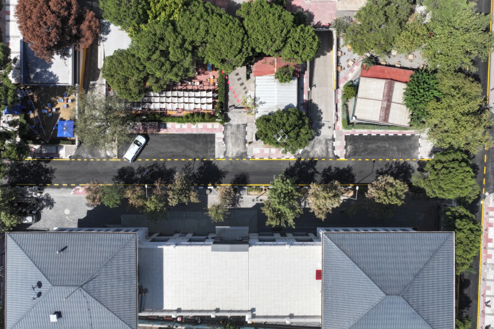 Manisa'da 15 yıllık yol yenilendi