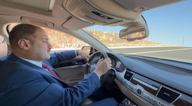 Başkan Gülpınar direksiyona geçti, şehir hastanesi yolunu test etti