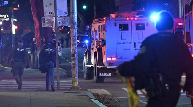 Brown Üniversitesi'ndeki silahlı saldırı olayında 1 şüpheli gözaltına alındı