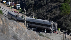 İspanya hükümeti, 45 kişinin hayatını kaybettiği tren kazası için 20 milyon euro tazminat ödeyecek