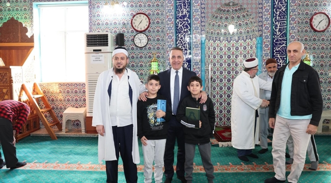 Sultangazi Belediye Başkanı Abdurrahman Dursun'dan Miraç Kandili Mesajı 