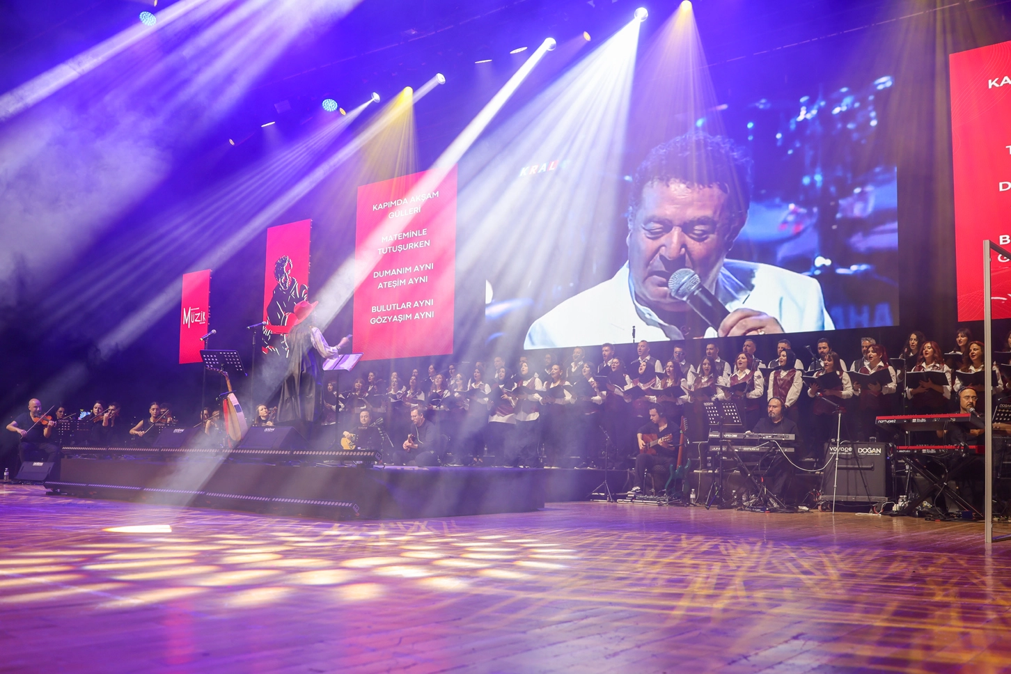 "Kayahan Şarkıları Konseri" ile Konya'da unutulmaz bir gece