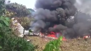 Kolombiya'da 110'dan fazla askeri personeli taşıyan nakliye uçağı düştü