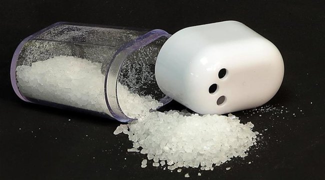 Tuz vücuda yararlı mı? Tuz tüketimini azaltmanın önemini açıkladı
