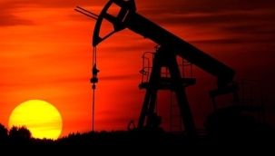 ABD'den 12 kişi ve kuruluşa petrol satışı yaptırımı