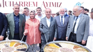 Sultangazi Belediyesi Aşure İkram Etti 