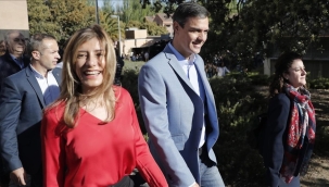 Ülke tarihinde bir ilk! 'First Lady'nin pasaportuna el konuldu: 24 yıl hapsi isteniyor