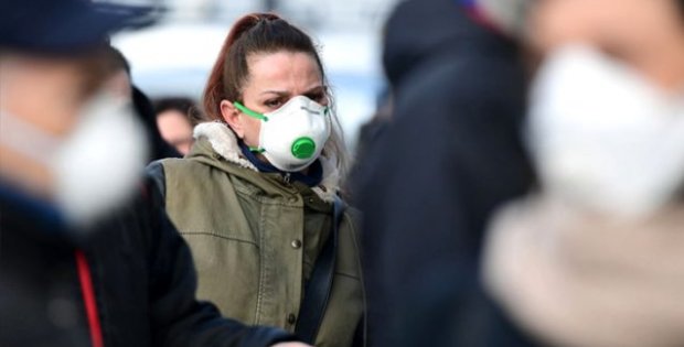ABD'li uzmandan kritik uyarı: Koronavirüs salgınından korunmak için en az 1 yıl daha maske takmalıyız