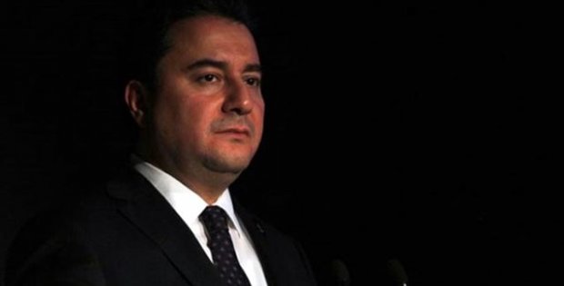Ali Babacan, AK Parti'den neden istifa ettiğini canlı yayında açıkladı