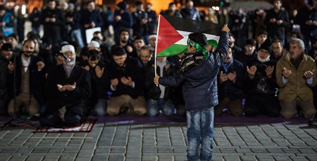 Ayasofya Meydanı'nda "Kudüs" protestosu