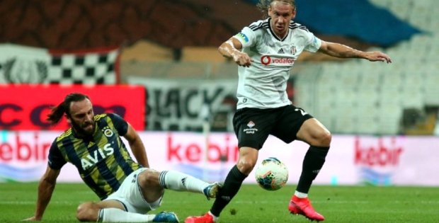 Beşiktaş maçında kırmızı kart gören Fenerbahçeli Vedat Muriç, 2 maç ceza aldı