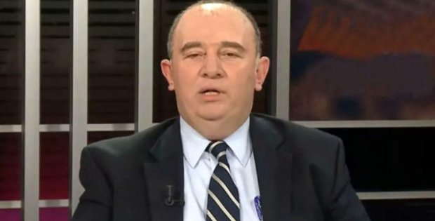 Bilim Kurulu Üyesi Ateş Kara, 'Normal hayata ne zaman döneriz?' sorusunda Haziran ayını işaret etti