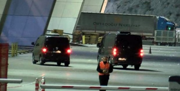 Çin'den alınan ve 15 dakikada virüs tespiti yapabilen hızlı tanı kitleri Türkiye'ye getirildi