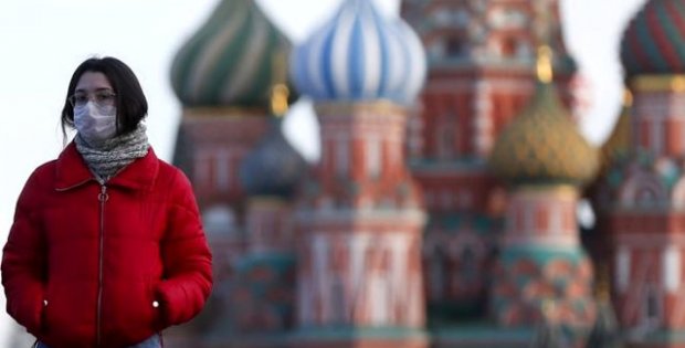 Dünya korona ile sarsılırken Rus doktordan korkutan sözler: Evreni daha ölümcül bir salgın bekliyor