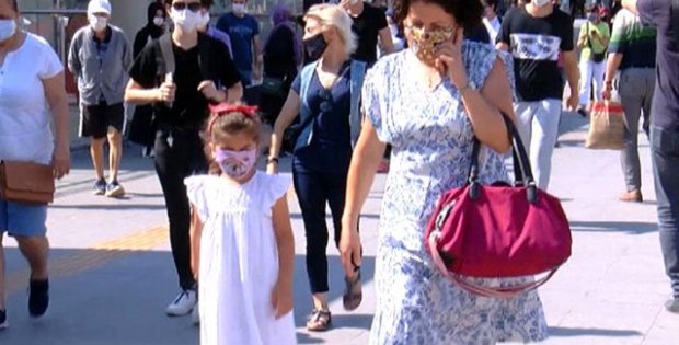 Dünya Sağlık Örgütü, 12 yaş ve üzerindeki çocukları maske kullanımı konusunda uyardı