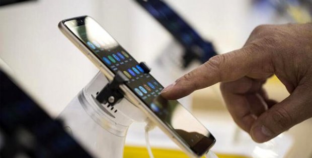 Fiyatı 3 bin 500 TL'yi aşan cep telefonlarında taksit sayısı 6 aydan 3 aya indi