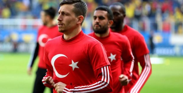 Galatasaray, Mert Hakan Yandaş'a aylık 700 bin TL ödeyecek