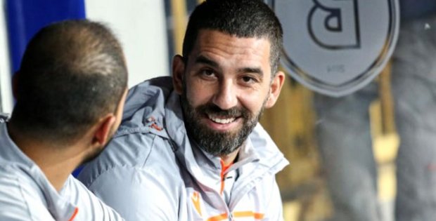 Galatasaray taraftarı, sosyal medyada Arda Turan'ı istemediklerine dair kampanya başlattı