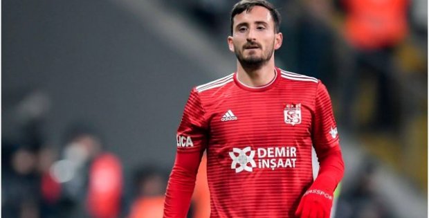 Galatasaray'ın ardından Erdoğan Yeşilyurt için Trabzonspor ve Beşiktaş da devreye girdi