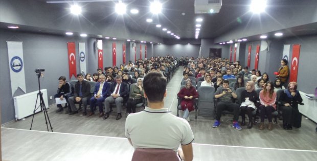 Hacı Ayşe Ateş Anadolu Lisesi Öğrencilerinden Mevlid-i Nebi Programı
