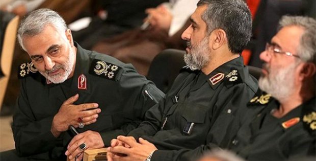 Hamaney'in askeri danışmanı Şemhani: En zayıf intikam senaryomuz bile ABD için kabus olacak