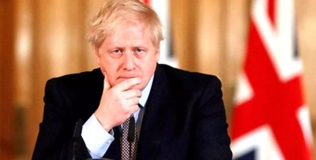 İngiltere Başbakanı Boris Johnson, koronavirüs nedeniyle yoğun bakıma kaldırıldı