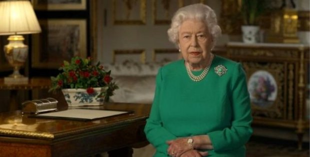 İngiltere Kraliçesi Elizabeth: Karantina günleri dua ve meditasyon için bir fırsat