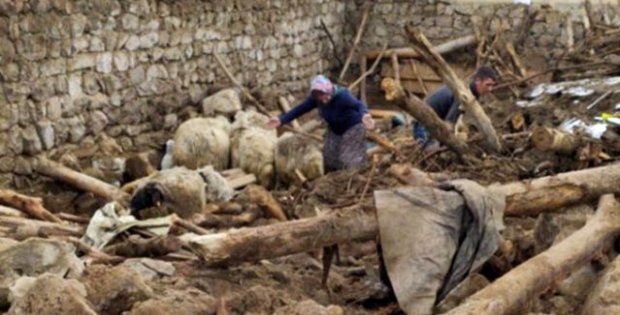İran'da meydana gelen 5.9'luk deprem sonrası Van'da 8 kişi hayatını kaybetti