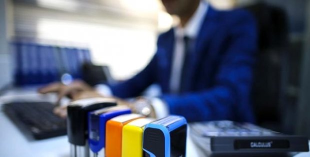 İstanbul Valiliği'nden mesai saatleri için yeni düzenleme iddiası: Özel sektörü de kapsayacak