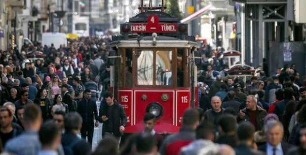 İstanbul yeni güne zamlı başladı! İşte fiyat listesi