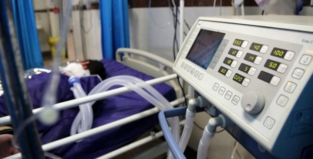 İtalyan doktor koronavirüs bulaşan hastaların son anlarını anlattı: Boğularak ölüyorlar