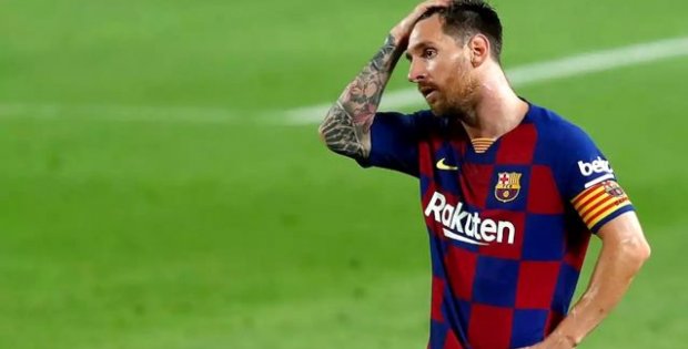 Messi, Manchester City'nin 700 milyon euroluk teklifini kabul etti