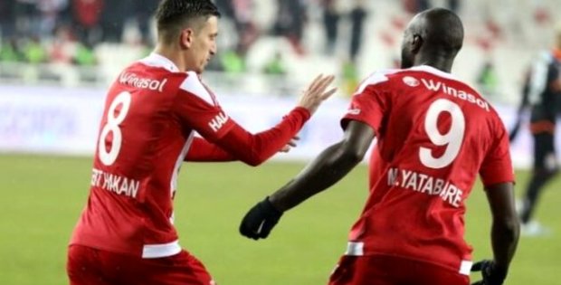performansı... Transferin gözde ismi Mert Hakan, Sivasspor'daki performansıyla dikkat çekiyor