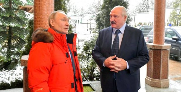 Putin'in giydiği mont Rusya'da tartışma yarattı