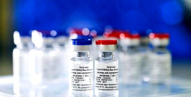 Rusya'nın tescil ettiği ilk koronavirüs aşısı iki haftaya kadar piyasaya çıkacak