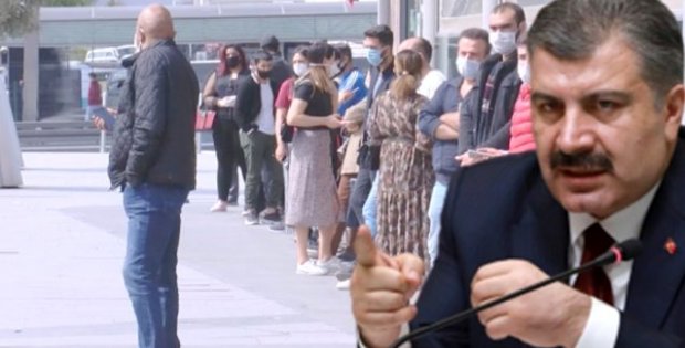 Sağlık Bakanı Koca, AVM'lerde oluşan kalabalığı eleştirdi: Tedbirler tam olmalı, risk devam ediyor