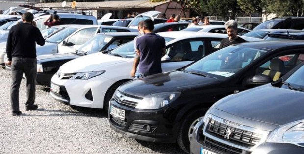 Sıfır otomobillerin piyasaya girmesiyle birlikte ikinci el araç fiyatlarında eylül ayında dengelenme olacak