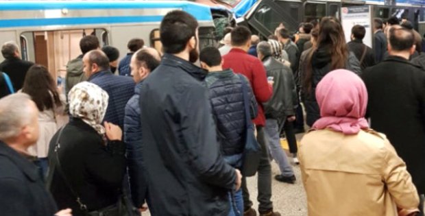 Son Dakika! İstanbul'da Tramvaylar Çarpıştı: 7 Yaralı