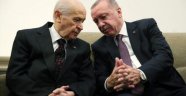 AK Parti, Devlet Bahçeli'nin "Vekil transferi yasaklansın" çağrısına kapıları kapadı