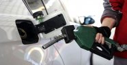 Bu geceden itibaren benzine 7, motorine 12 kuruş indirim geldi