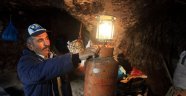 Çareyi mağarada yaşamakta buldular